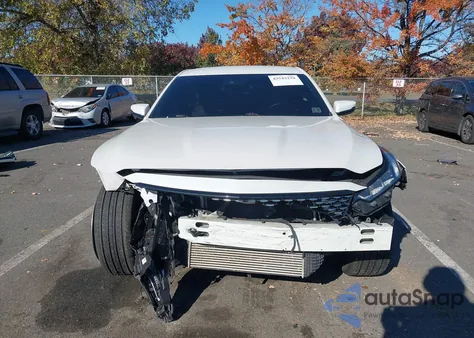 2022 Cadillac Ct5 Premium Luxury z USA, uszkodzony, nr VIN 1G6DT5RK3N0108407